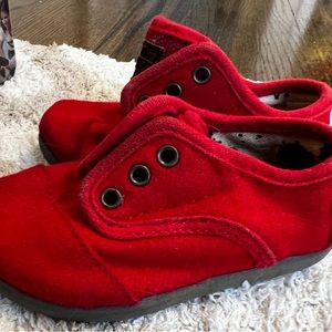 Toddler slip on Toms
